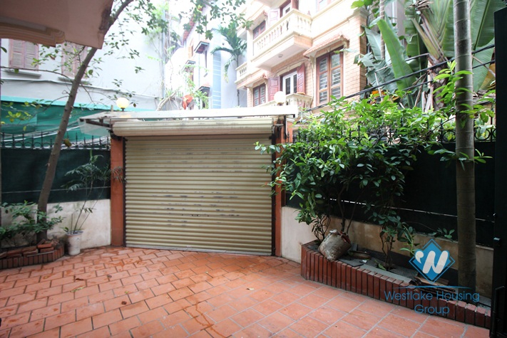 Gorgeous house in Tay Ho district for rent 